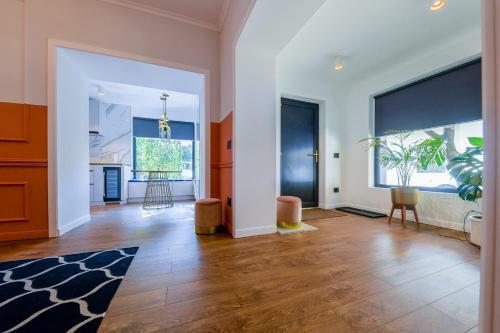 Designer Apartment In The City Center