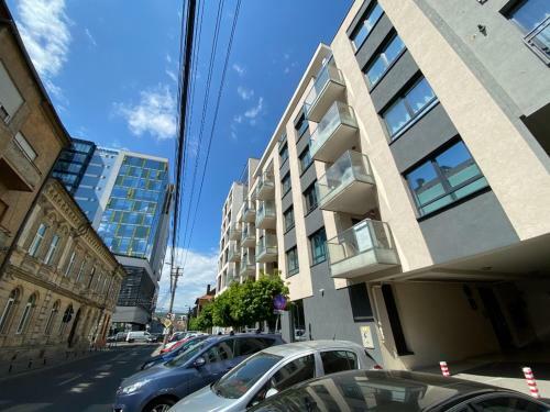 Ultracentral Luxury Apartment