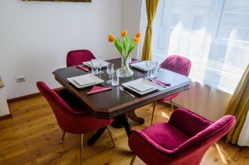 Ultracentral Luxury Apartment