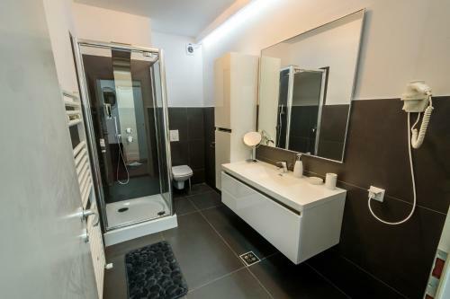 Ultracentral Luxury Apartment