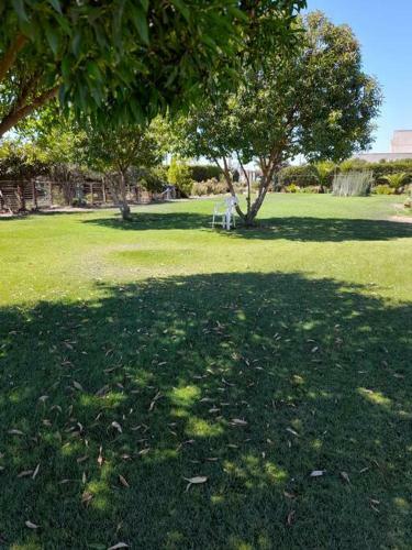 Acogedora Casa De Hu�spedes, Con Terraza Y Jard�n