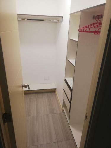Apartamento Depto Ginebra 1 Dorm Con Estacionamiento