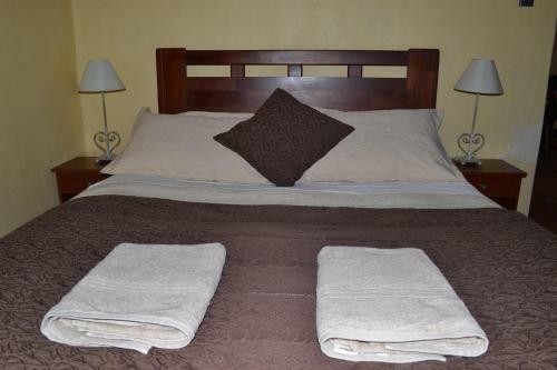 Hostal Y Caba�as Renta House San Pedro