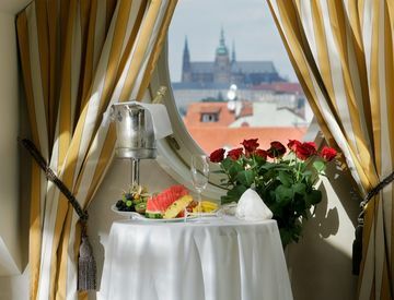 Mamaison Hotel Riverside