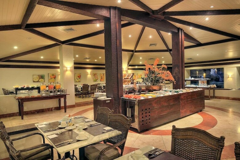Hotel Deville Salvador