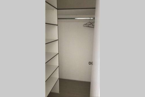 Apartamento Aires Porte�os Con Excelente Conectividad