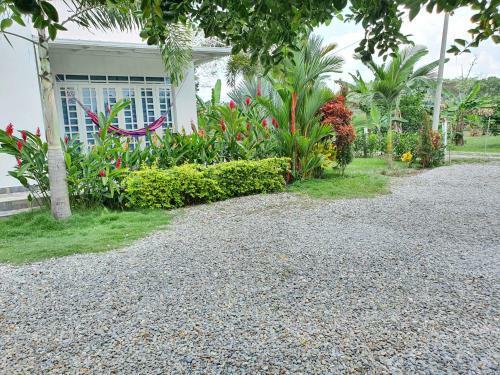 Linda Casa De Campo Entera, Guamal Meta
