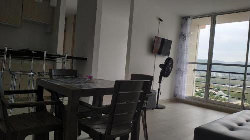 Apartamento En Reserva Del Pe�on Girardot.