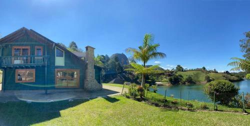 Villa Para�so En Guatap�