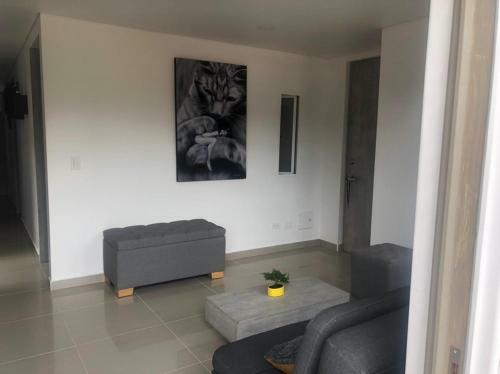 Moderno Apartamento En Guatap� Con Jacuzzi Y Parqueadero