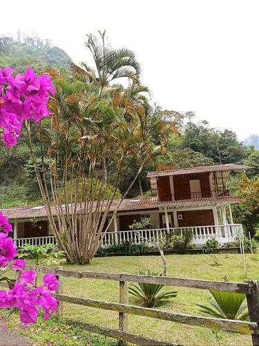 Hotel Y Restaurante La Casa Blanca
