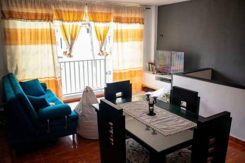 Habitaci�n Privada En: Apartamento En Complejo Residencial