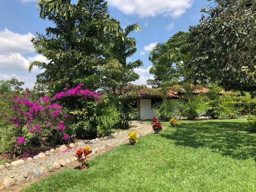 Hotel Finca Brasilia