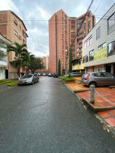 Hostal 420 Bousni Hostel