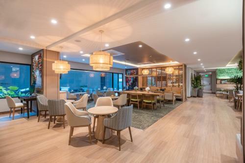 Hotel Fairfield By Marriott Medellin Sabaneta