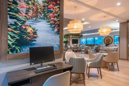 Hotel Fairfield By Marriott Medellin Sabaneta