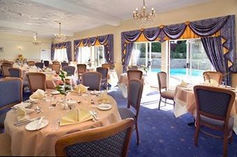 Melville Hall Hotel And Utopia Spa