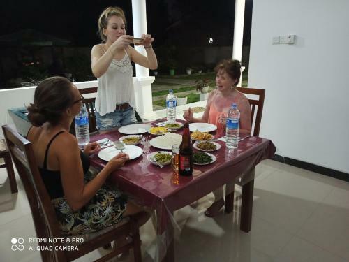 Hostal Geethani Tourists Home