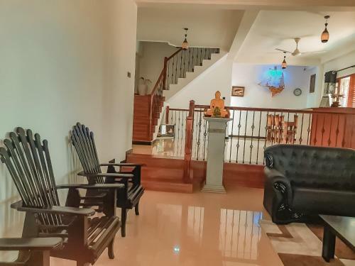 Hotel White House Ratnapura