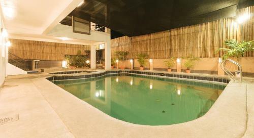 Villa Khobarville By Lmu Resorts Laguna