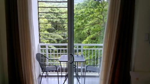 Apartamento Pico De Loro - Myna B Studio