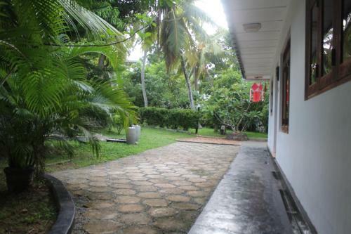 Hostal Green Pebbles Villa