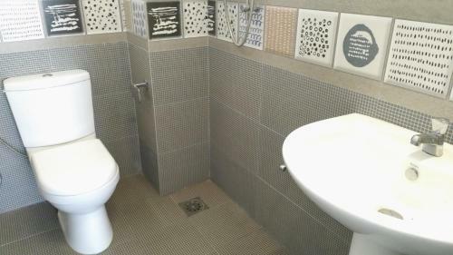 Hostal Villa Free Way