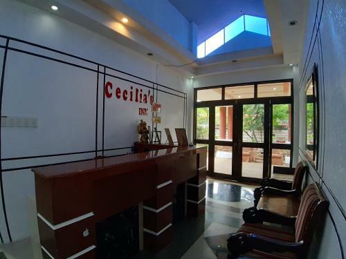 Hotel Oyo 684 Cecilia's Inn