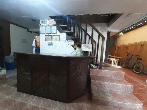 Hotel Oyo 633 Abelardo's Pension House