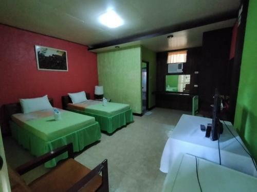 Oyo 599 Palawan Village Hotel