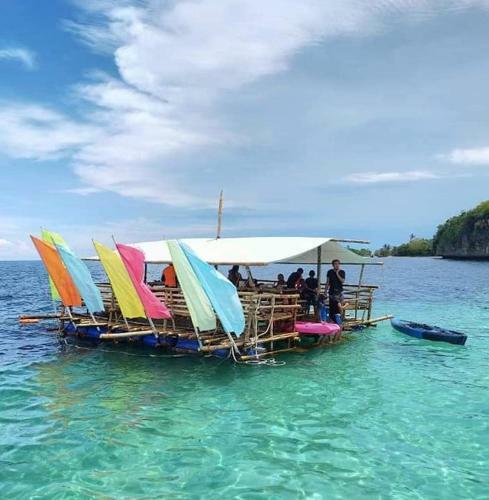 Hotel Pito's Sutokil & Bamboo Rock Resort