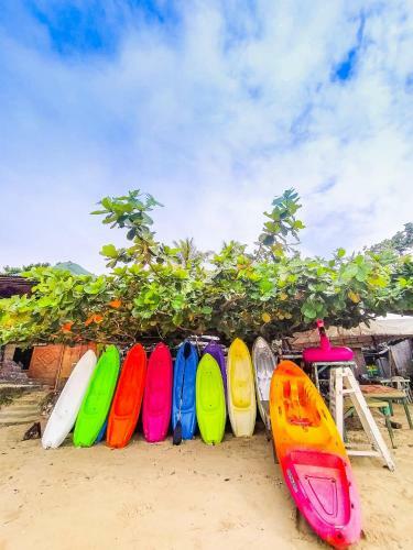 Hotel Pito's Sutokil & Bamboo Rock Resort