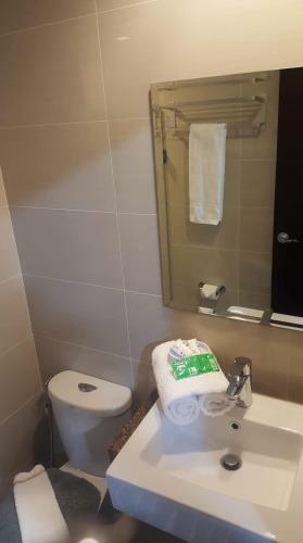 Apartamentos 101 Newport Boulevard C3