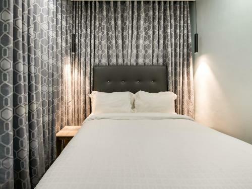 Bay Area Suites Manila - Quarantine Hotel