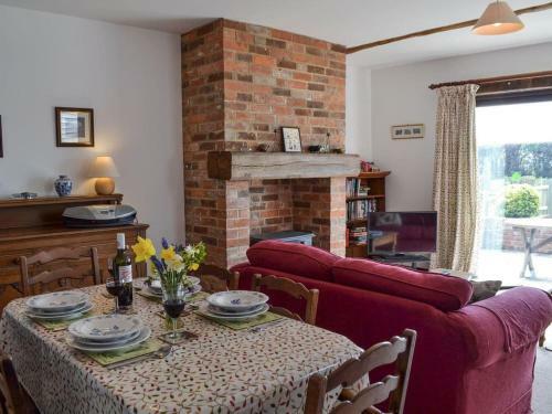 Pond Cottage