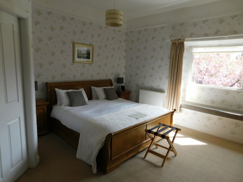 Hostal Crow How Country Guest House