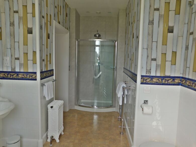 Hostal Crow How Country Guest House