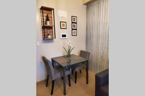 Apartamento One Eastwood Avenue Tower 2