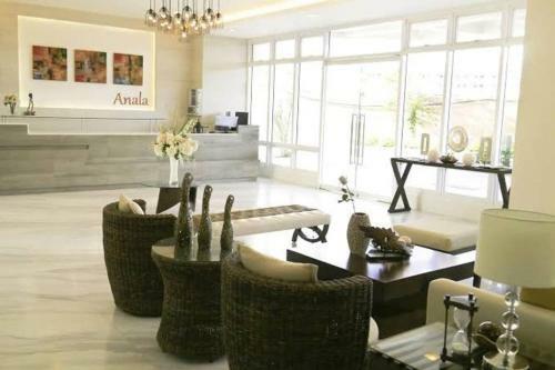Clean And Affordable Studio Apartment Near Airport
