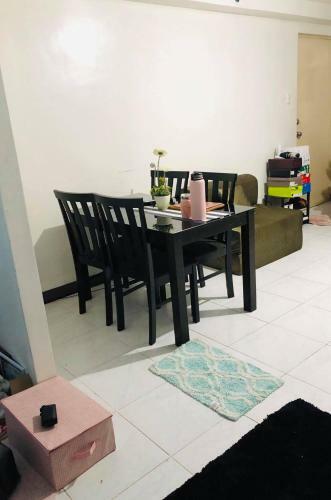 Hostal The Avenue Residences