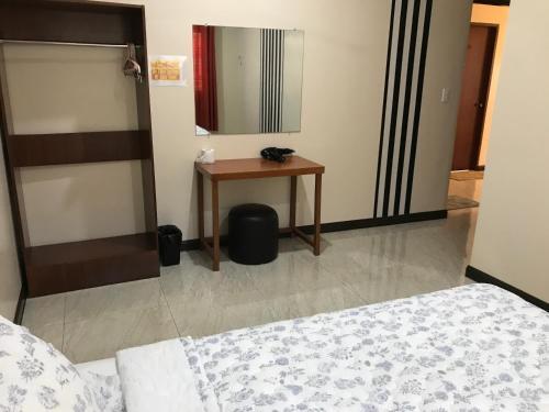 Tagaytay Luxery Pool Villa 8