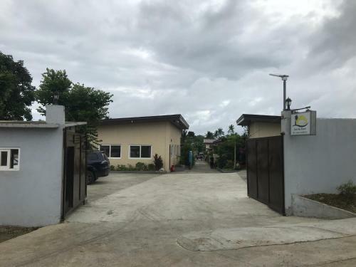 Tagaytay Luxery Pool Villa 8