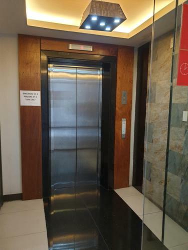 Albergue Regal Residences
