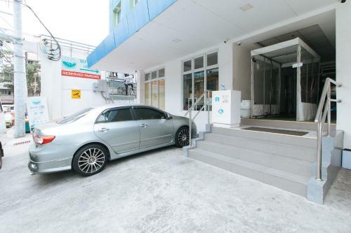 Hotel Reddoorz Plus @ 1318 Residences