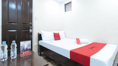 Hotel Reddoorz Canley Residential