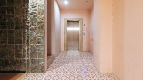 Hotel Reddoorz Canley Residential