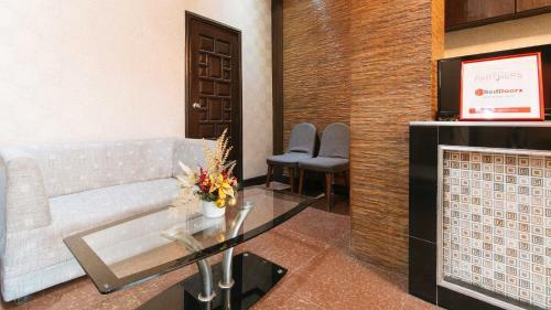 Hotel Reddoorz Canley Residential