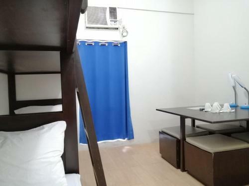 Albergue Forbes Hall