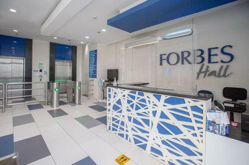 Albergue Forbes Hall