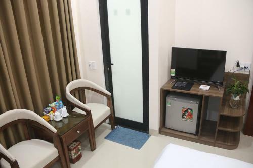 Hotel Kh�ch S?n Ph??ng Nam